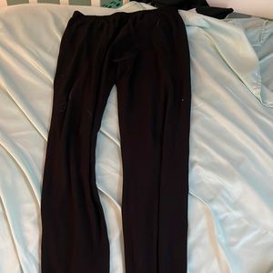 Black leggings